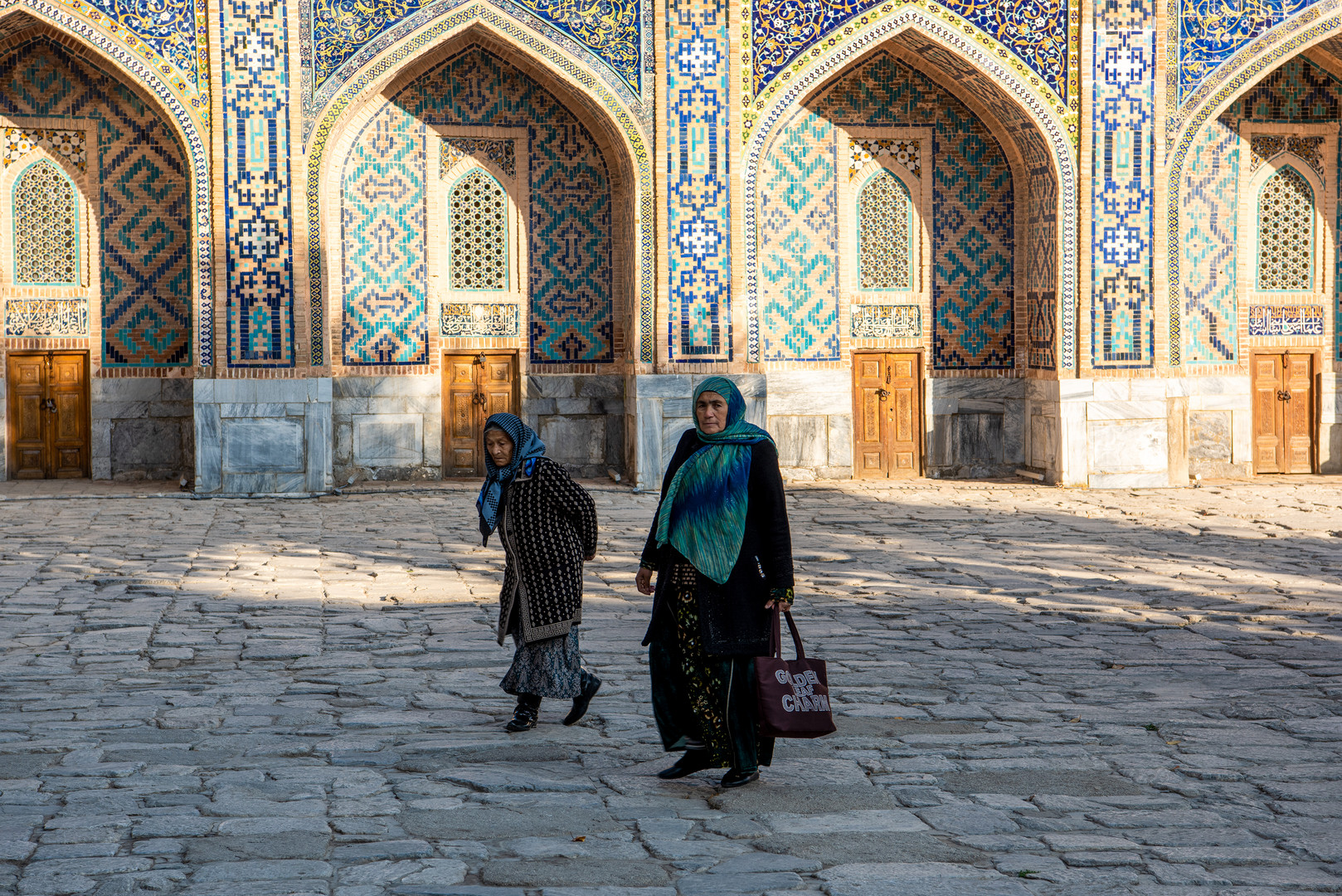 Am Registan Square 01