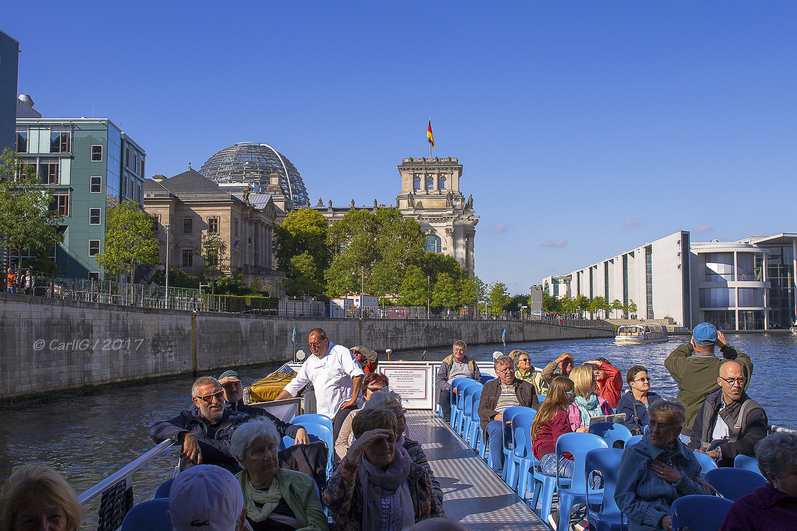 Am Reichstag..