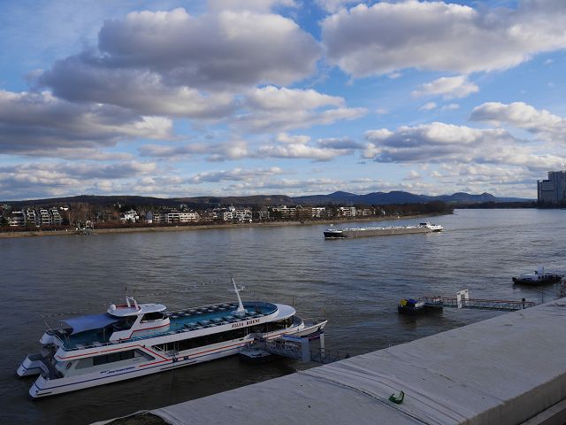 am Rhein