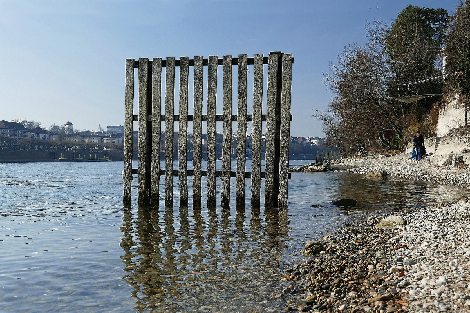 am Rhein in Basel