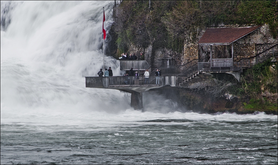 AM RHEINFALL #2