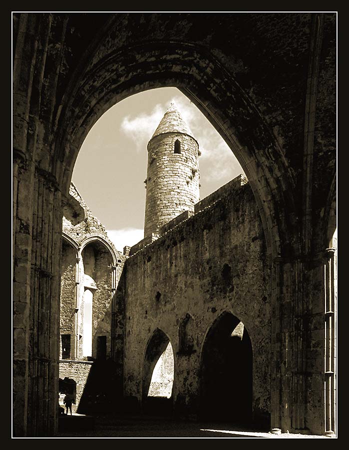 am rock of Cashel