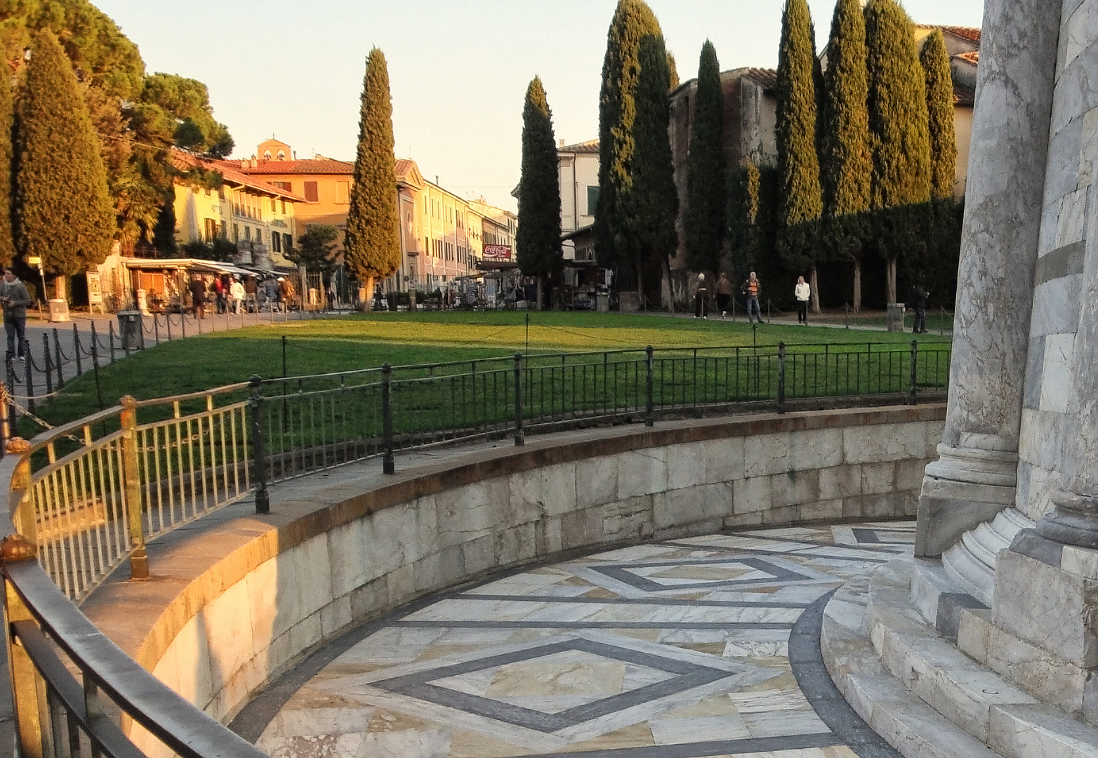 am schiefen Turm in Pisa