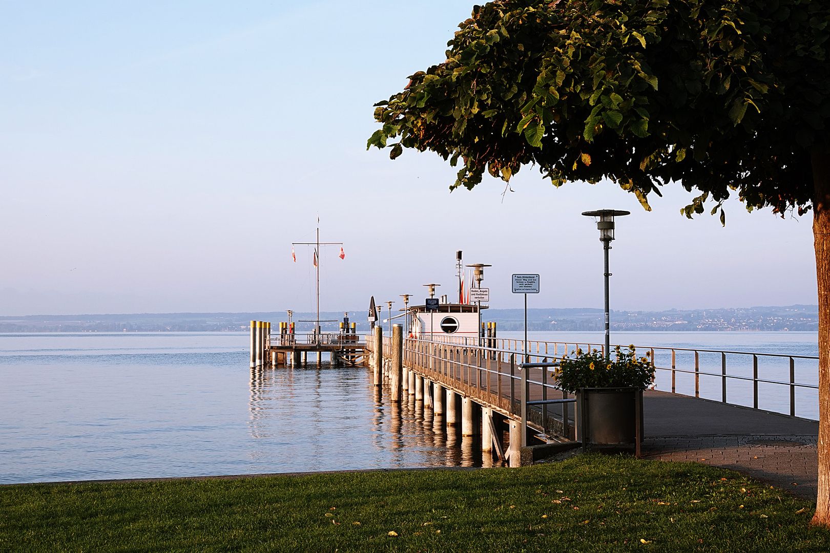 am Schiffslandessteg in Hagnau am Bodensee