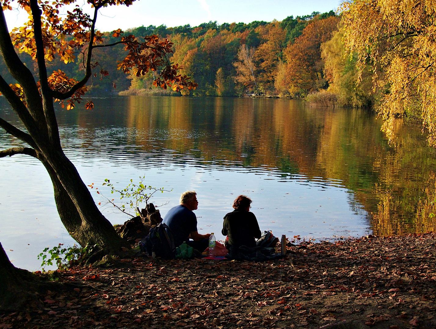 Am Schlachtensee macht man gern mal eine entspannende Pause