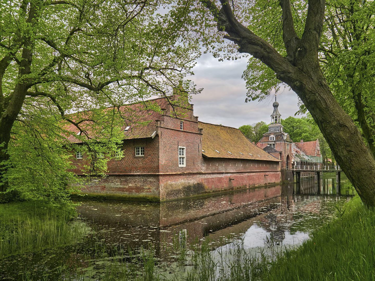 Am Schloss Lütetsburg