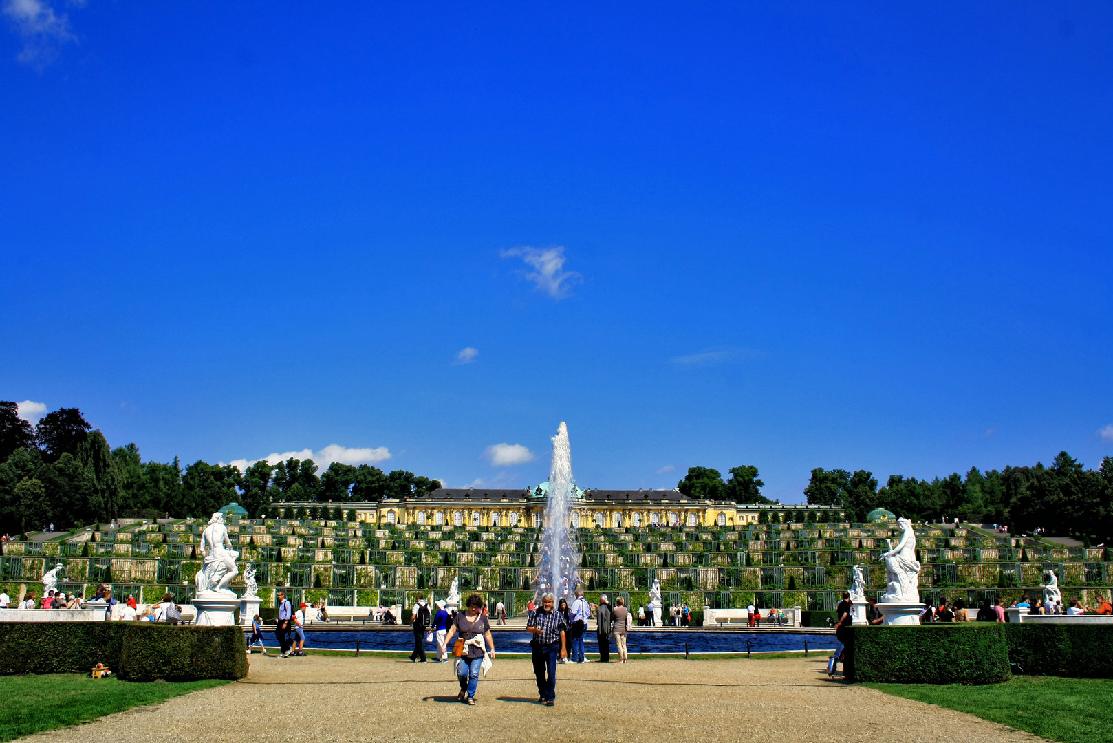 am schloß sanssouci