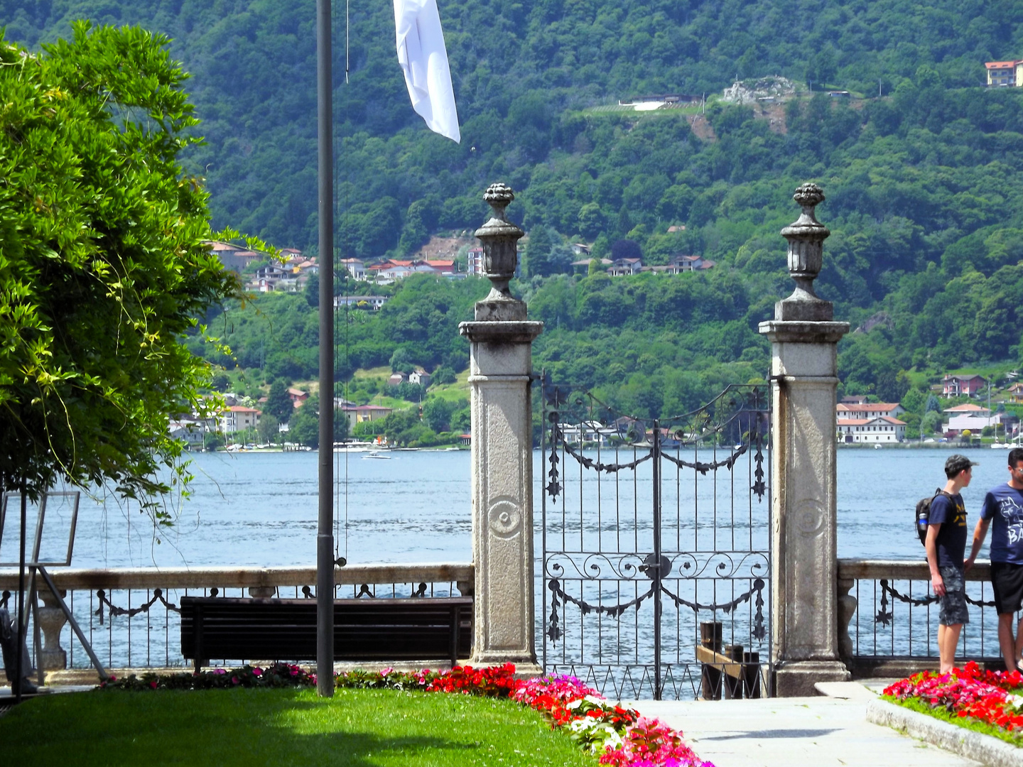 ..  am schönen ORTASEE als ..