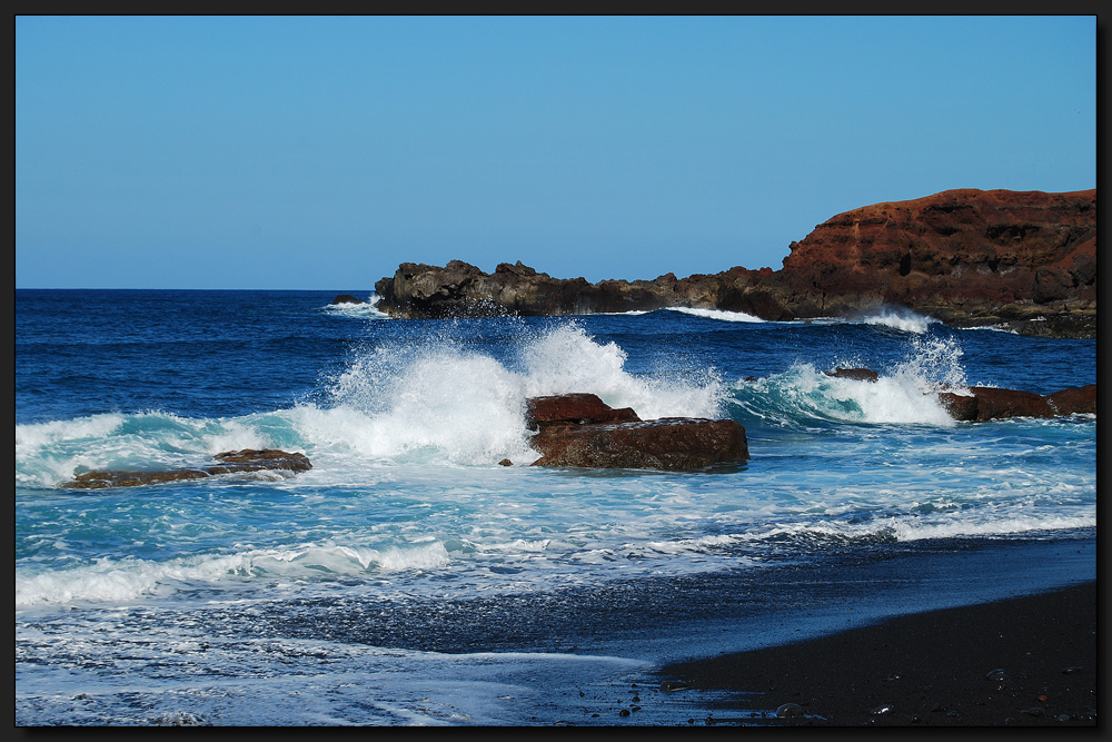 ...Am schwarzem Strand von El Golfo...