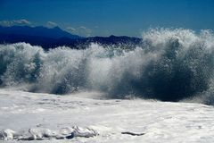 Am schwarzen Strand von Marine d'Albo...