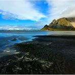 Am schwarzen Strand von Stokksnes