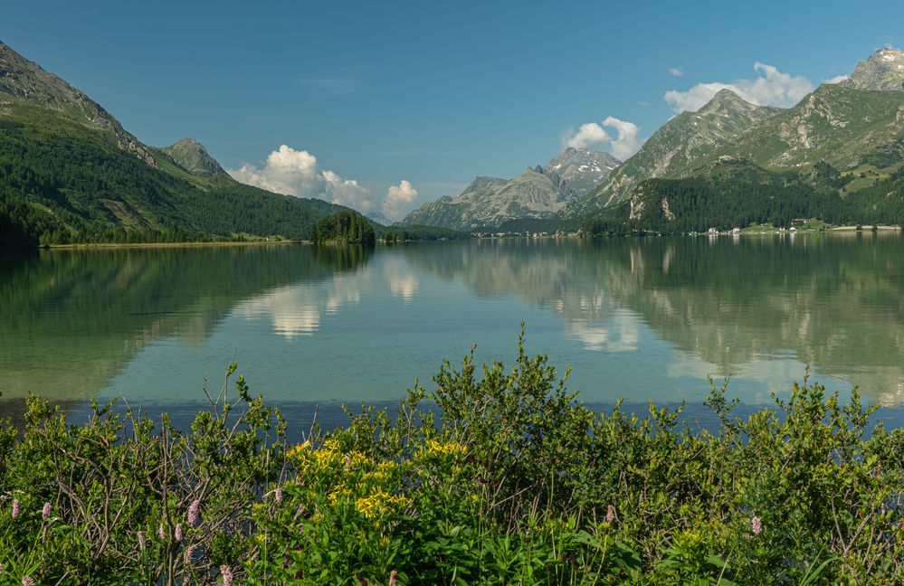 am Silsersee mit Blick nach Maloja