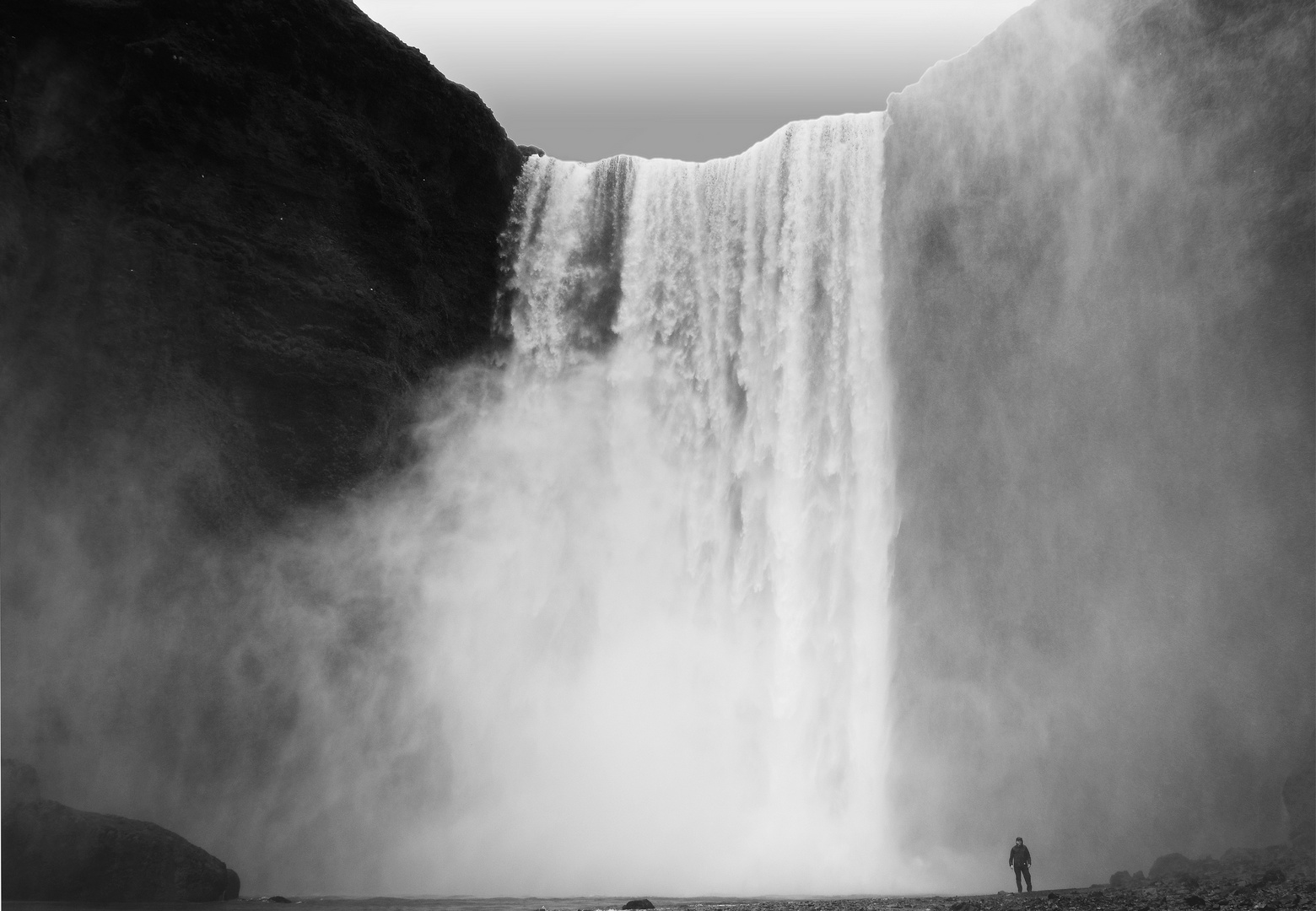 Am Skogafoss