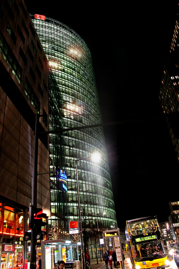 Am Sony Center Berlin