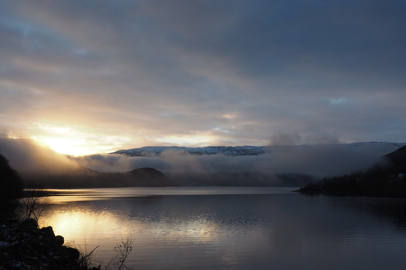 Am Sorfolda-Fjord Nähe Straumen (3)