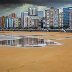 Am Stadtstrand von Gijon