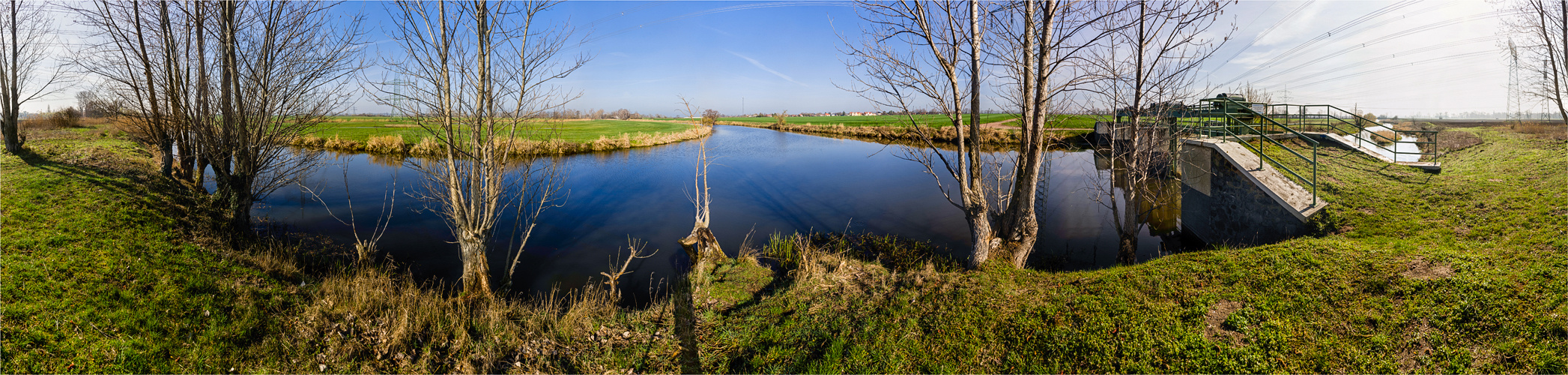 Am Stauwehr (360°-Ansicht)