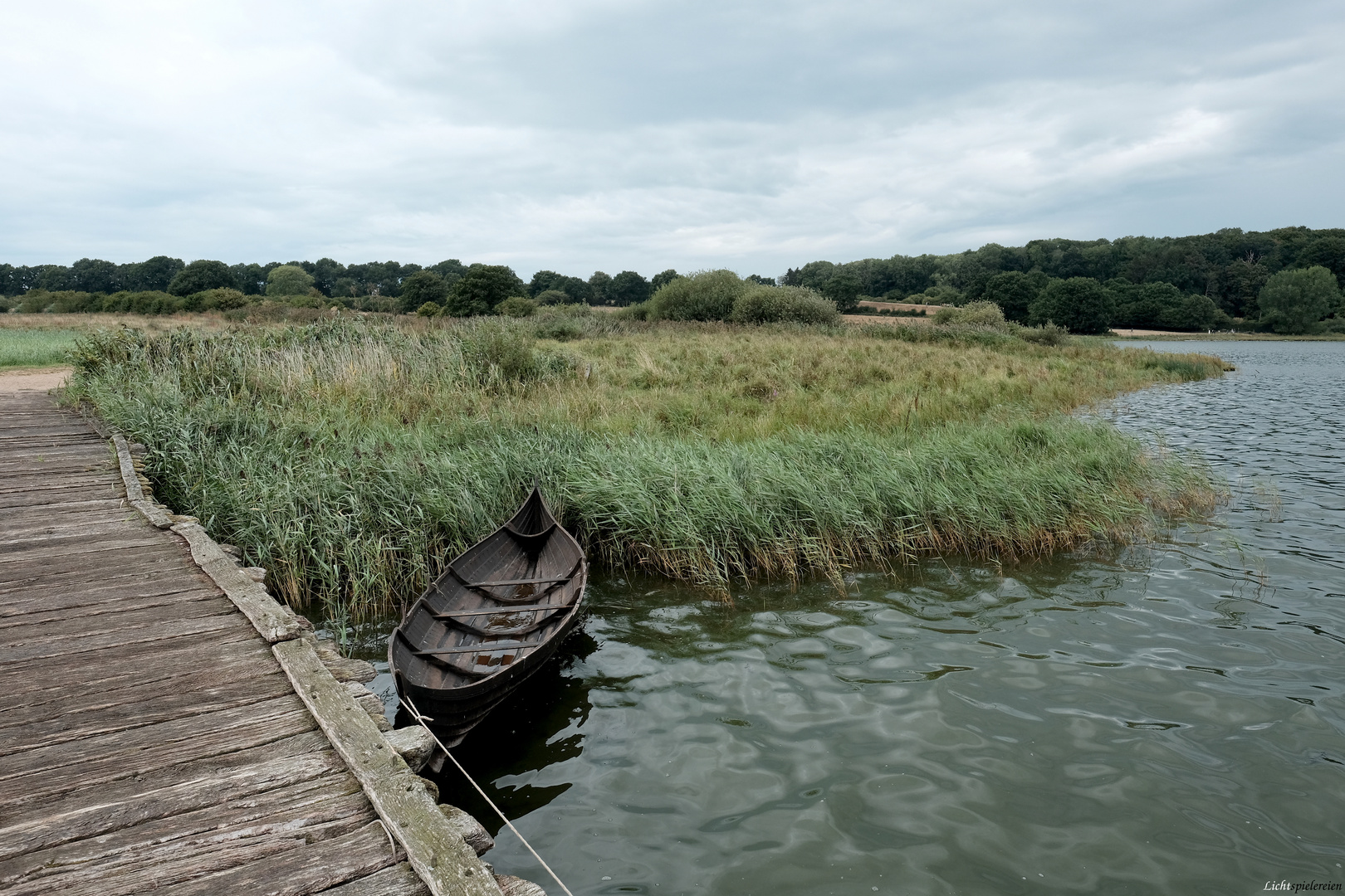 am Steg des Wikingermuseums