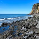 Am Steinstrand von Calheta 01