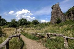 Am Stenzelberg