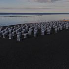 am Strand das letzte Licht