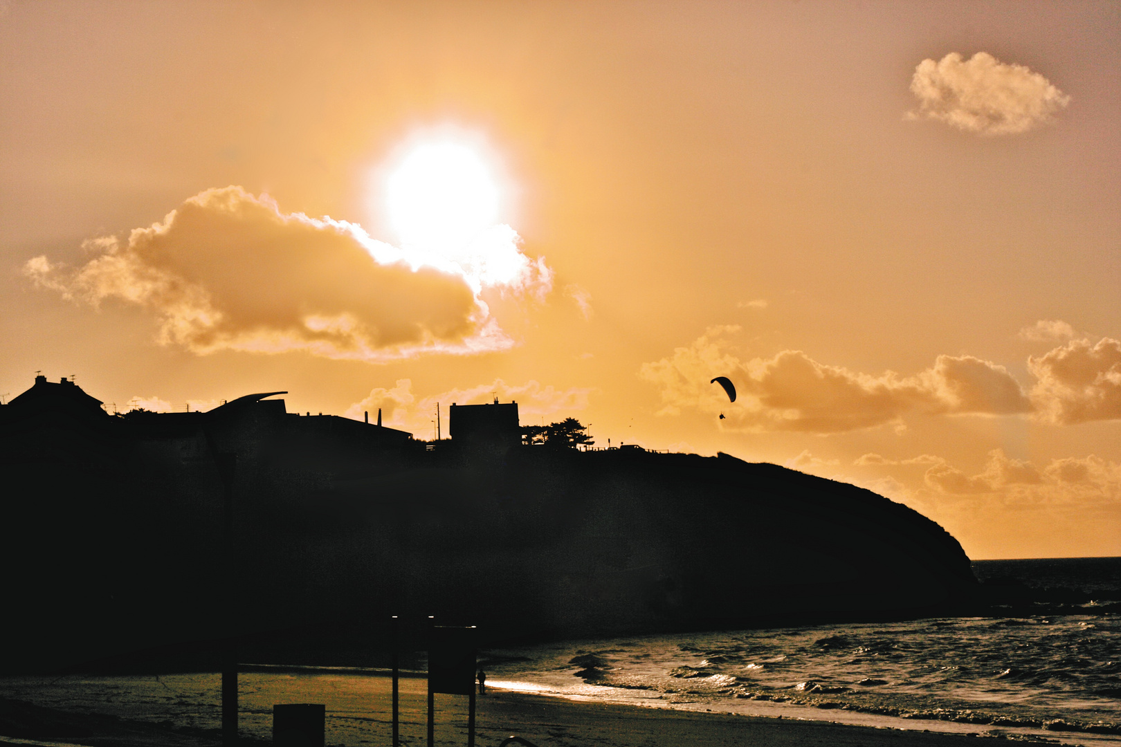 am Strand nahe Granville