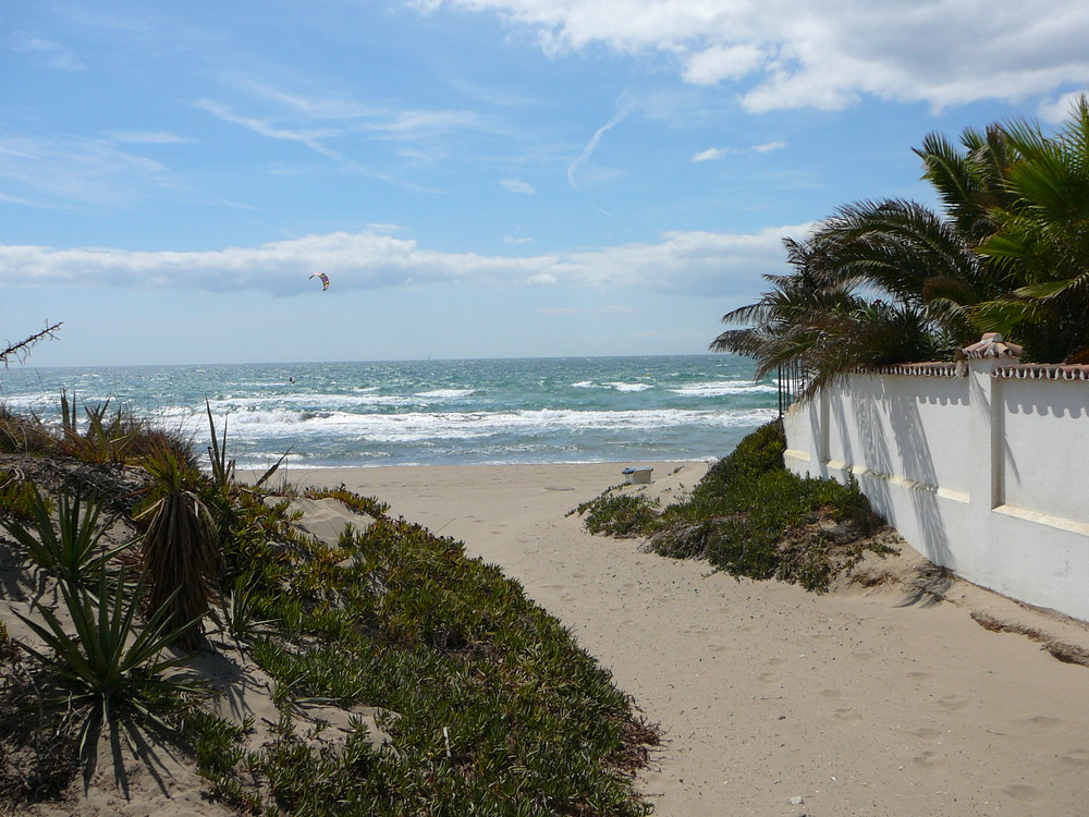 Am Strand östlich von Marbella