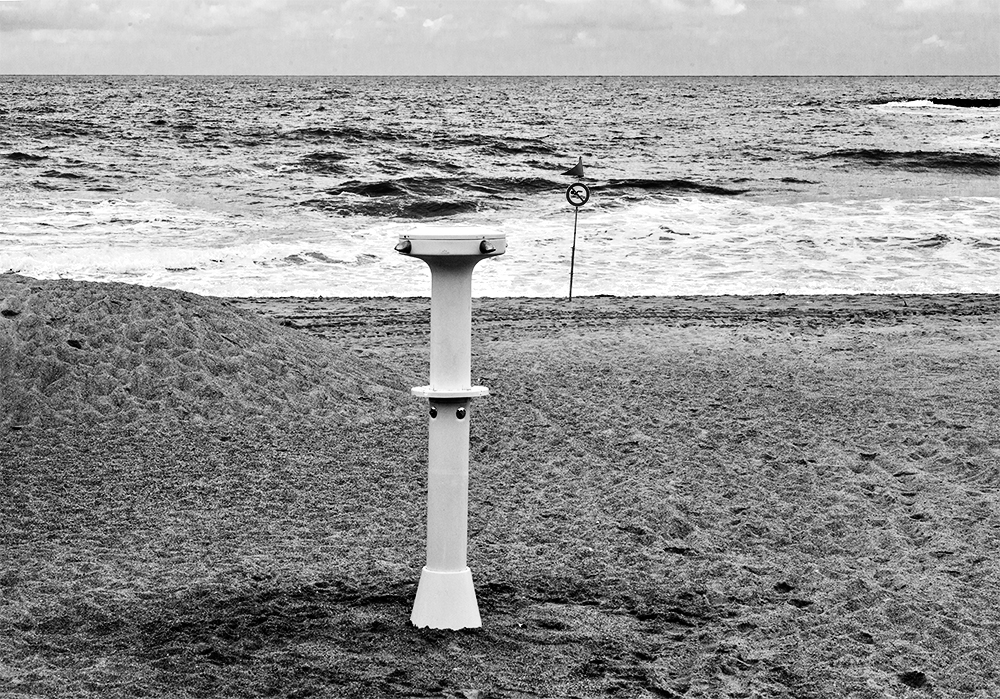 Am Strand - rote Flagge / At the beach - red flag