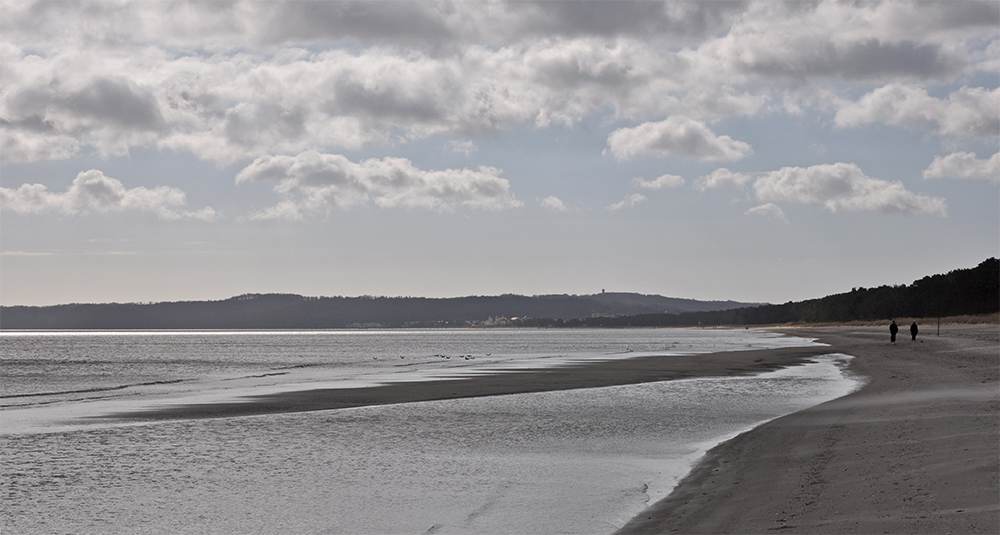 Am Strand unterwegs nach Binz