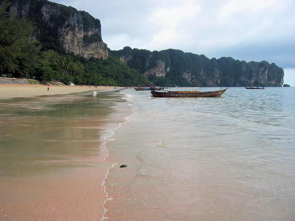 Am Strand von Ao Nang bei Krabi, Süd-Thailand