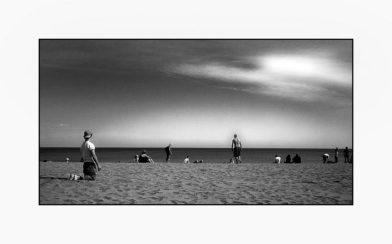 am Strand von Barcelona...