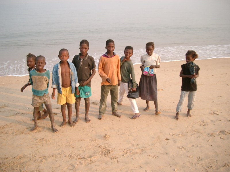 Am Strand von Benguela, Angola