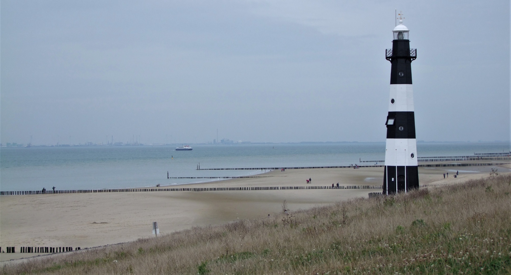 Am Strand von Breskens, NL