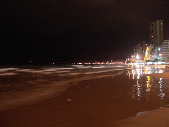 Am Strand von Camboriu Brasilien