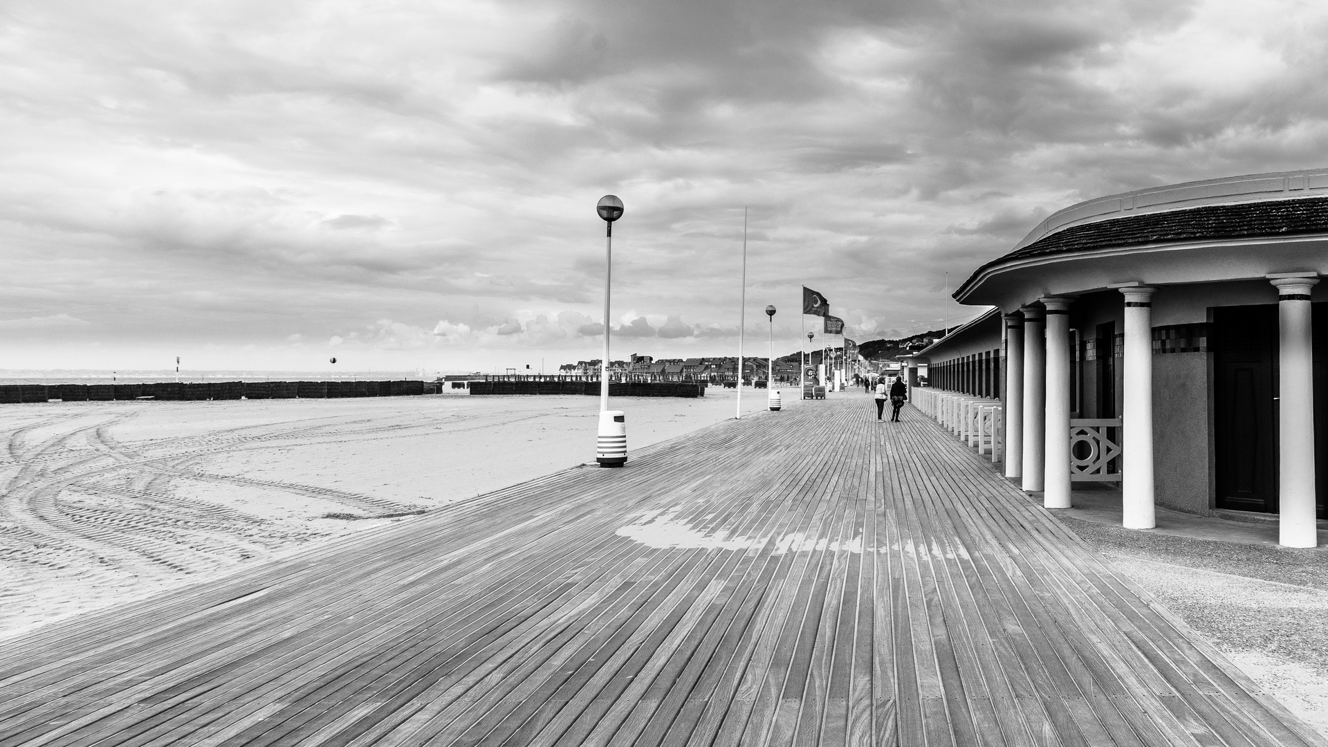 am Strand von Deauville