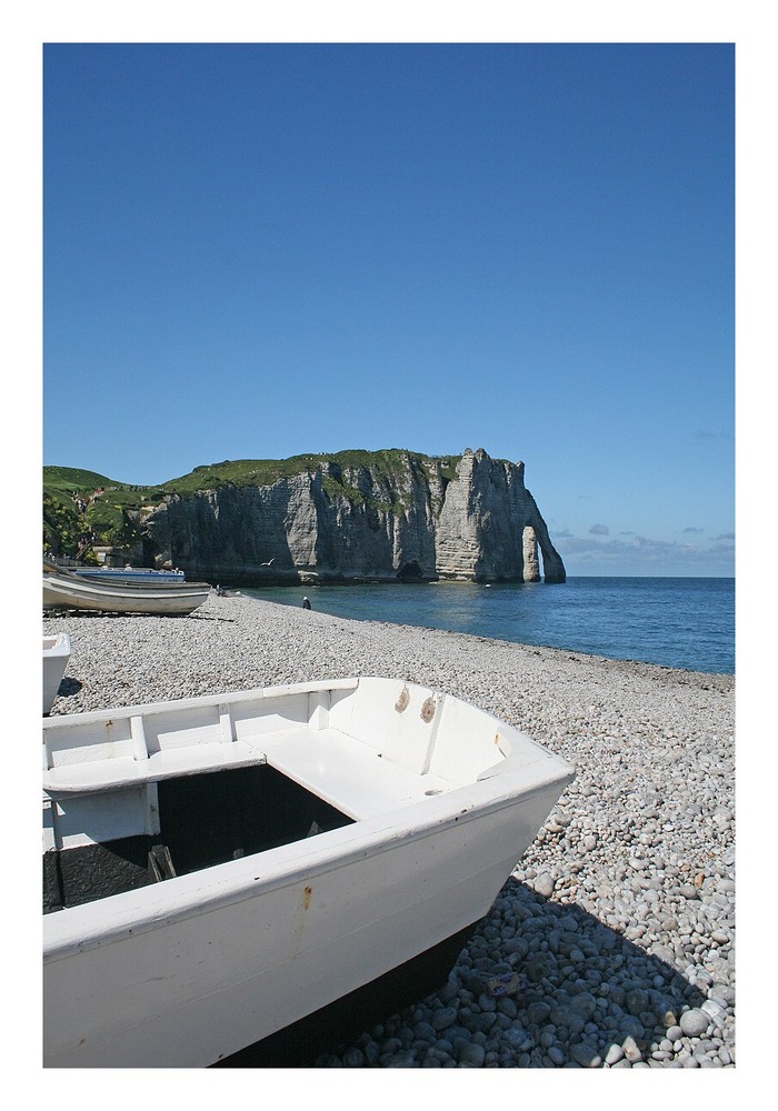 am Strand von Etretat