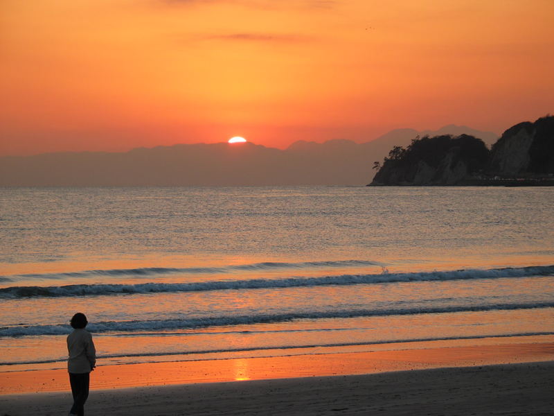 Am Strand von Kamakura, Japan