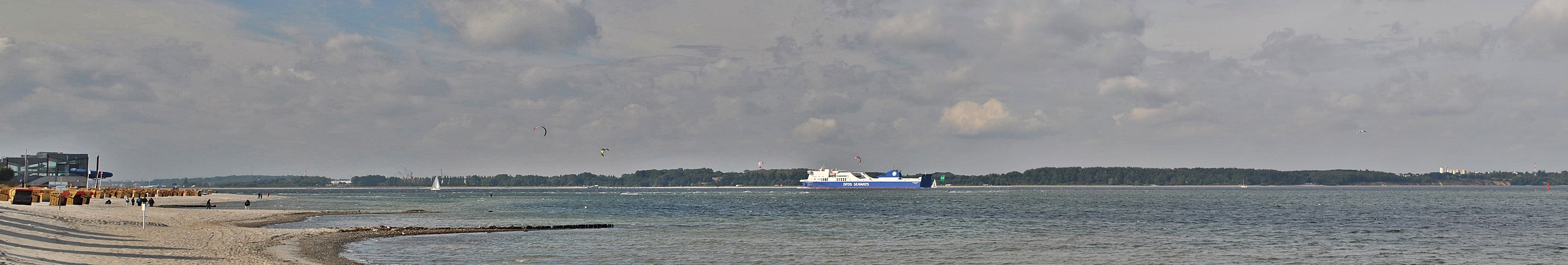 Am Strand von Laboe