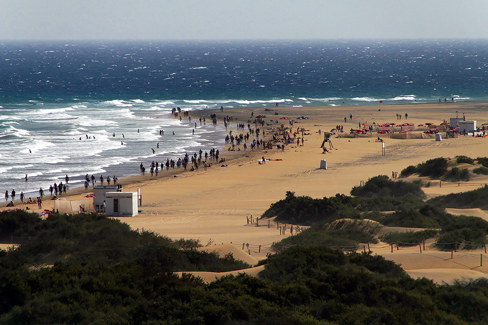 Am Strand von Maspalomas, auf Gran Canaria .....