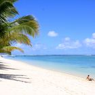 Am Strand von Mauritius