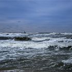 Am Strand von Prora - "2cm" kaltes Ostseewasser... 