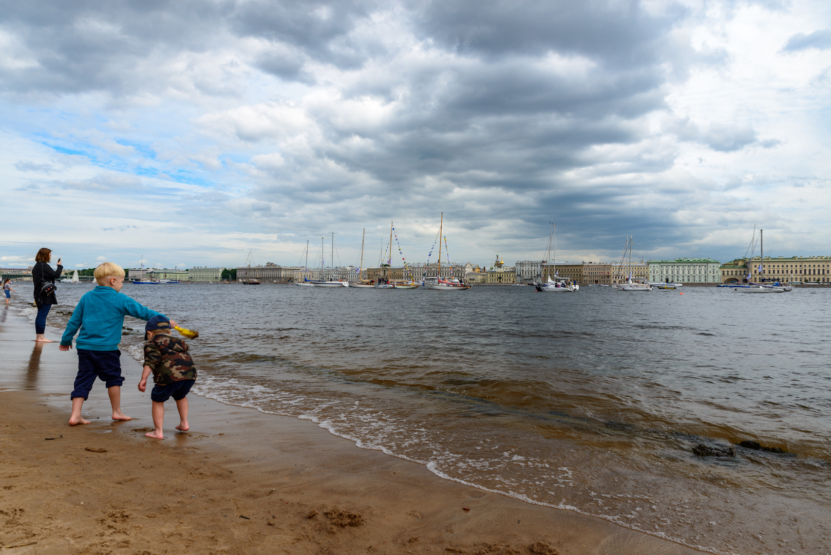 Am Strand von St. Petersburg