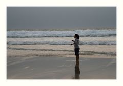 Am Strand von Toulinget/Bretagne mit Michelle...
