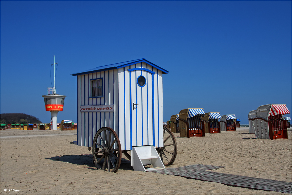 Am Strand von Travemünde