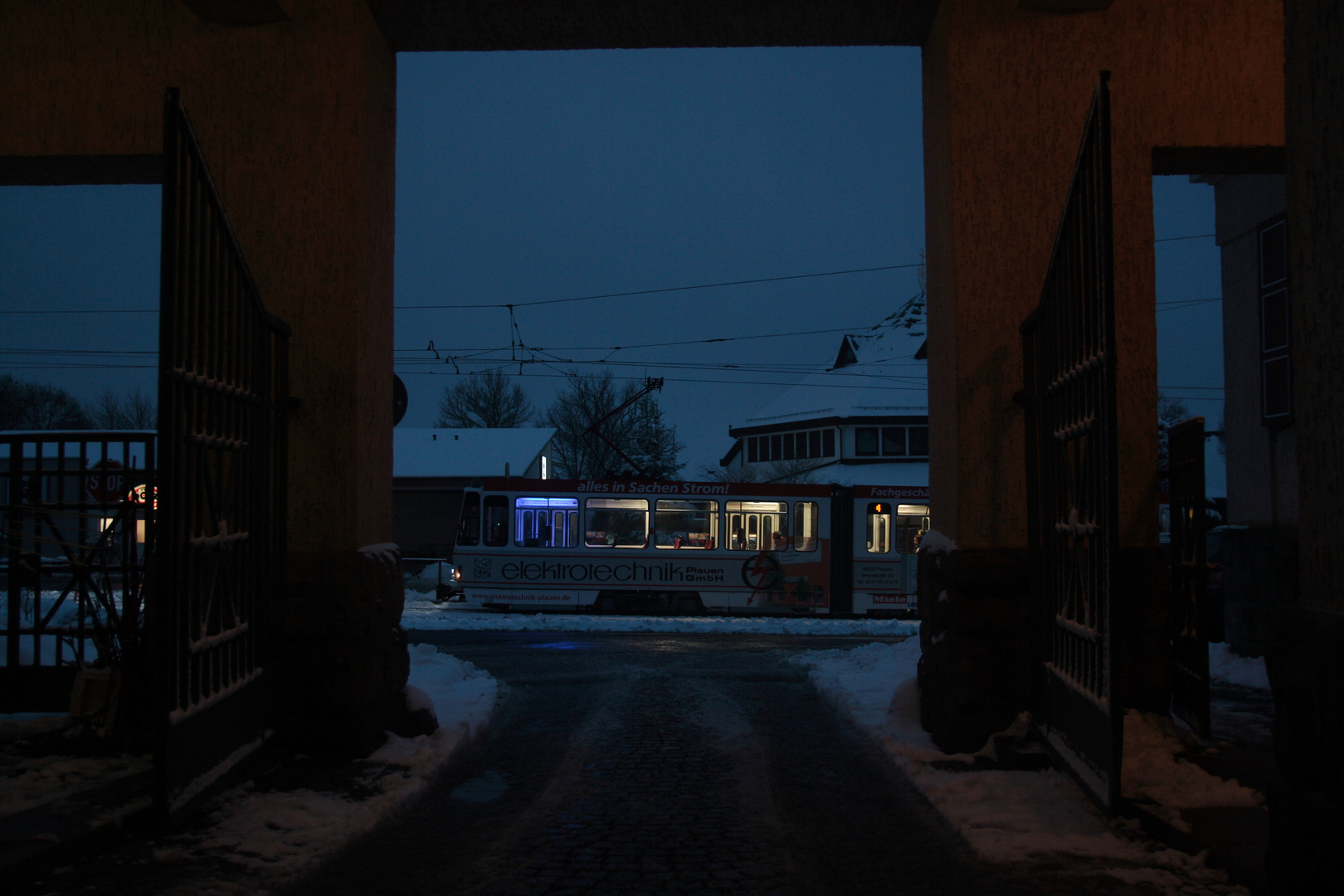  Am Südfriedhof .