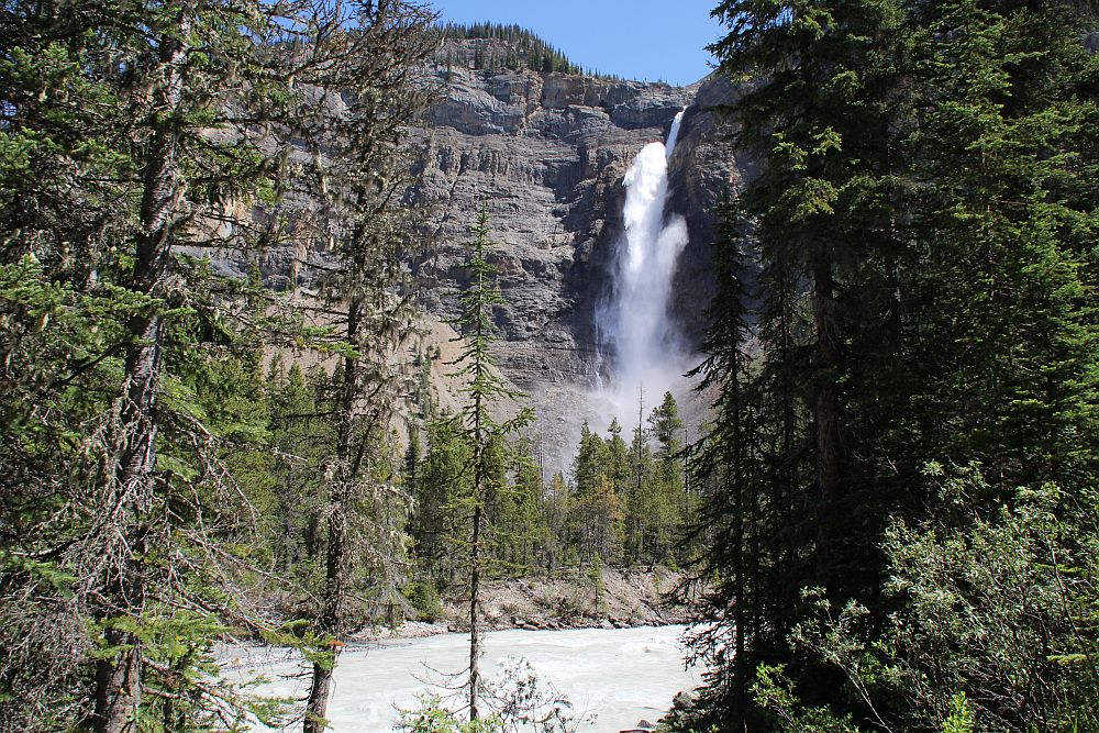 Am Takakkaw Fall im Yoho National Park...