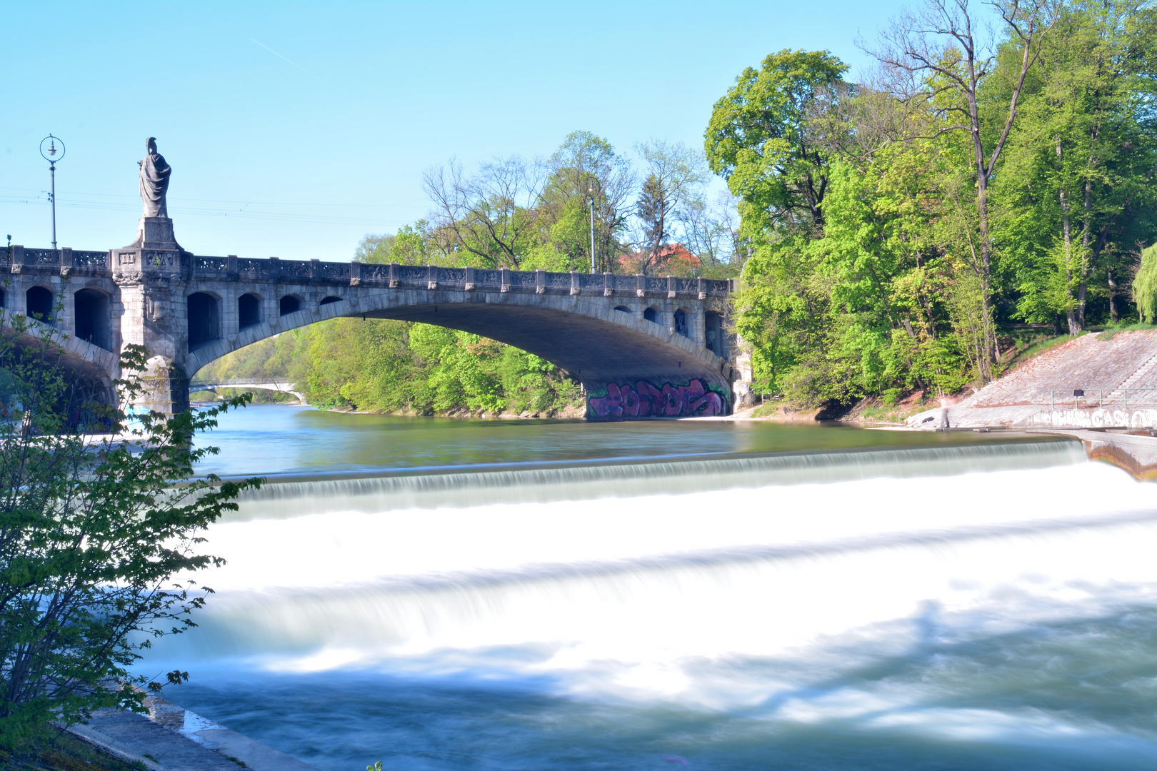 Am Ufer des Auer Mühlbach