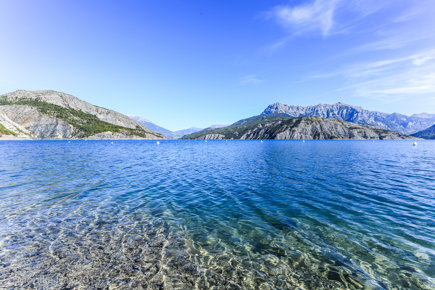 Am Ufer des Lac de Serre-Ponçon