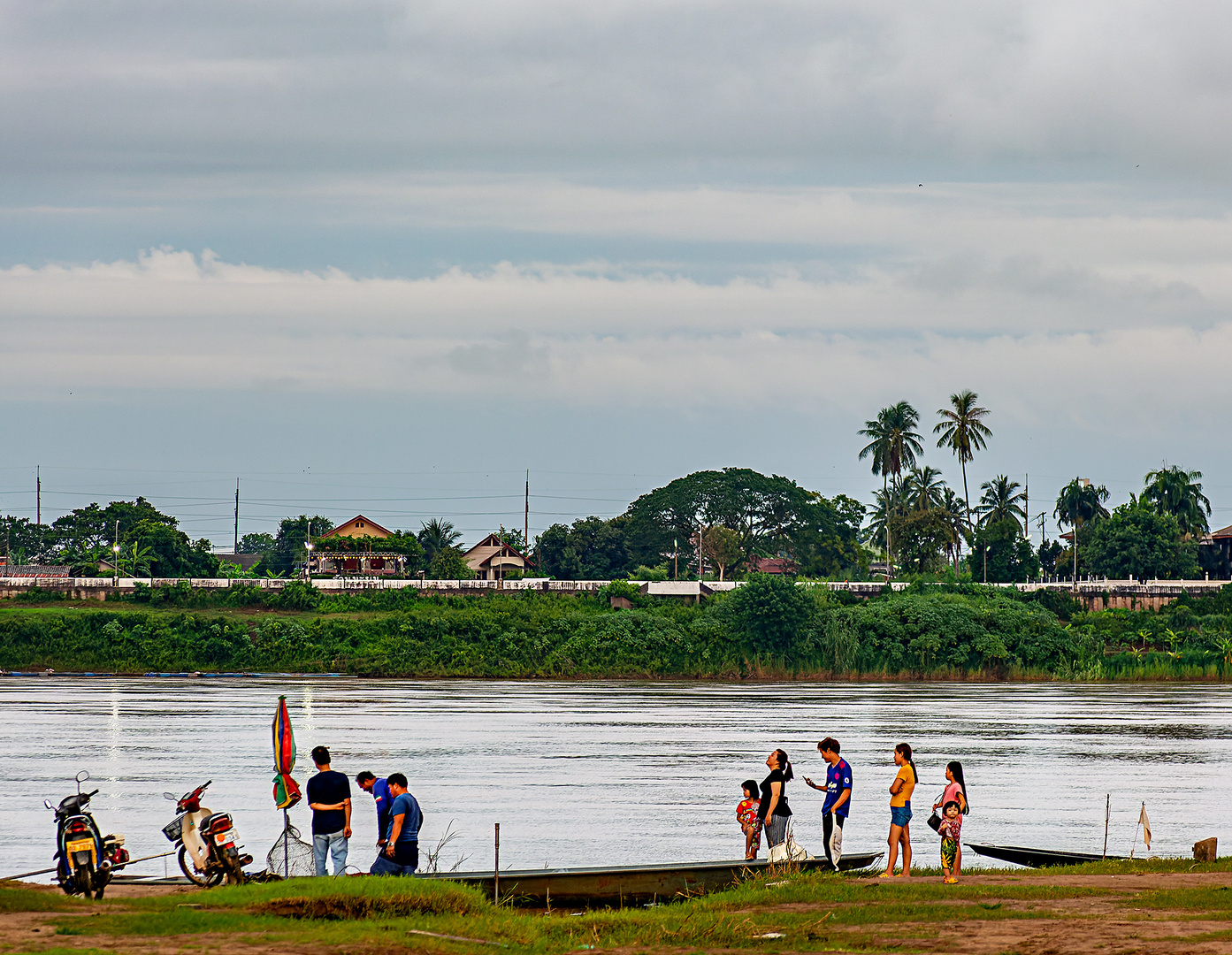 Am Ufer des Mekong in Vientiane