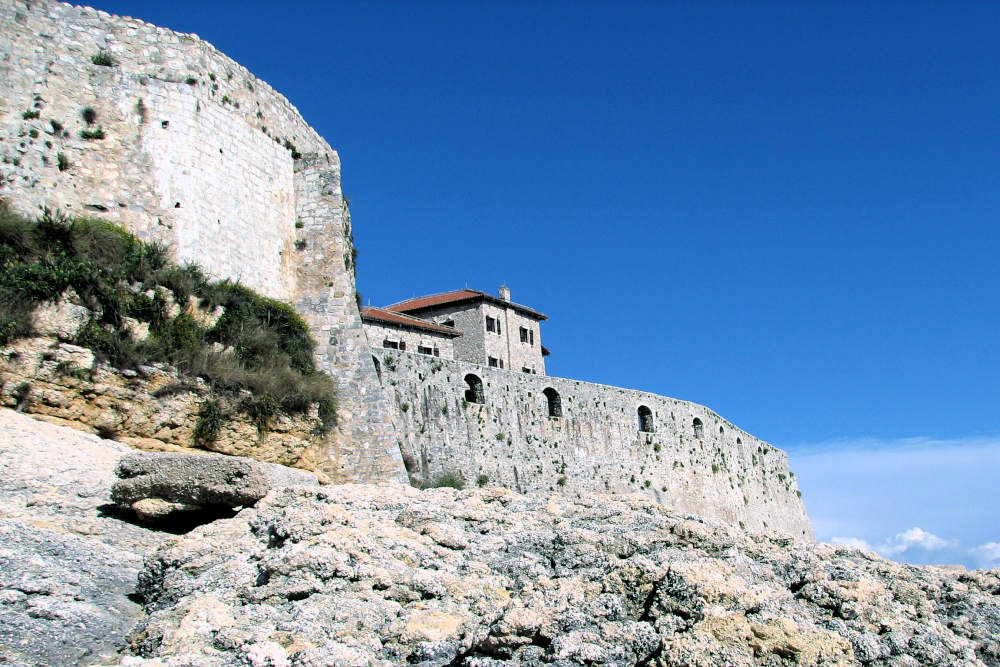 Am Ufer von Ulcinj